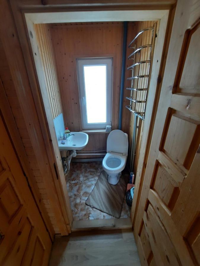 ボロフタ Гостинний Двір Матійчуківヴィラ エクステリア 写真